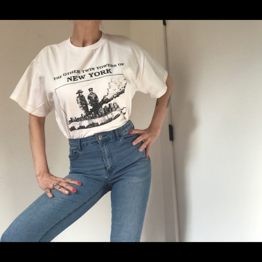 Vintage RARE Authentic 9/11 Firefighter/Police Tee - Picture 9 of 14
